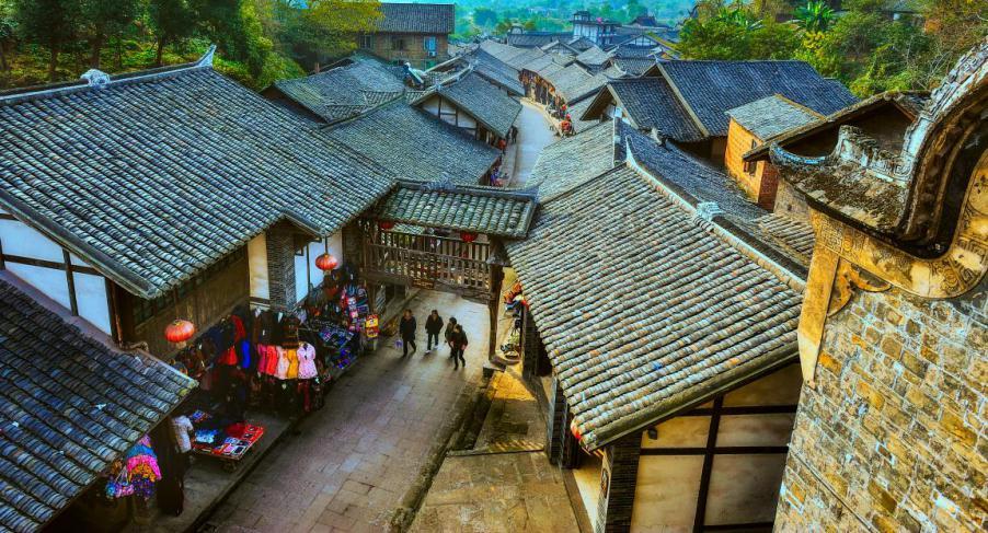 逃出诡异庄园